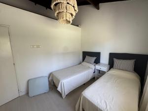 Casa Lujan - Casa en Acantilados con Pileta y Parrilla para 4 PAX - Hola Sur