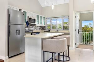 3rd Floor Condo wMountain Views - Beach Access - Pool)