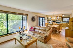 Large Family Duplex with Grill, Near Beaver Creek