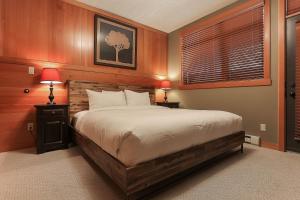 Slalom Creek 2 Bedroom & Den