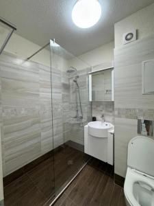 Top Central Apartment 14