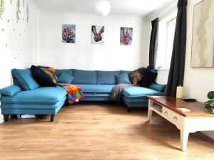 Bright and spacious 3bd with sofa bed and garden