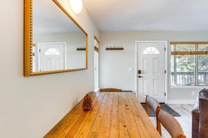 1 Mi to Stagecoach Chairlift Stateline Condo