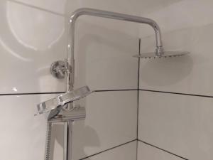 Thornton Road Lodge -Room 2