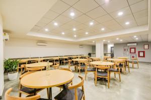 Hotel O Legend Studio