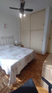 Lavalleja y Camargo 2 ambientes con balcon AlquilerEnBaires