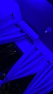 Casa inteira Em Bairro Nobre Centralizada