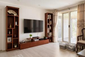 Cozy Private 4 bedrooms near Station Free Parking & WiFi