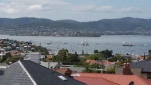 In the Hart of Hobart