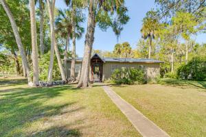 Waterside Anglers Heaven Crooked River Fish Camp