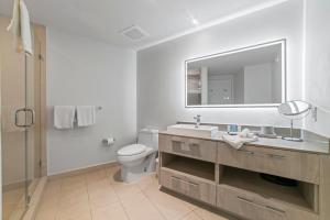 Oceanfront Luxury Condo With WaterView