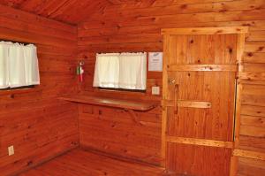 Fremont RV Campground Loft Cabin 1