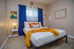 Unique A-Frame | KING | TLU | Work Friendly