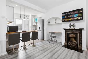 2-Bed House, Bromley, Free Parking, 30 min to Central London - Sleeps 6