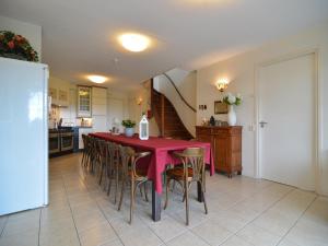 Holiday Home in Noordbeemster with Bubble Bath