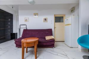 Family-friendly apartments with swimming pool Brela, Makarska - 22910