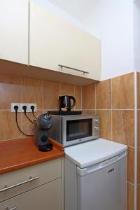 Apartments by the sea Selce, Crikvenica - 23909