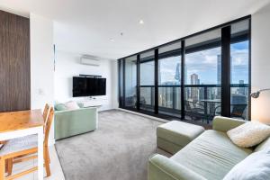 Skyline Escape Melbourne City Views