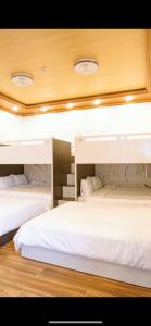 khách sạn quân sương măng đen