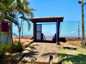 Condomínio em São Sebastião pe na areia