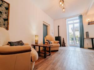 Gîte spacieux au cœur du Berry, proche du lac dÉguzon - FR-1-591-765