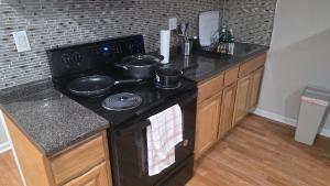 Work & Stay - NYC - EWR - Train Walk