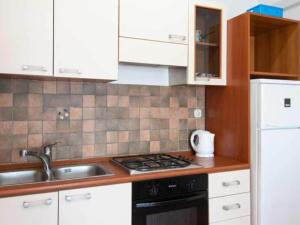 One Bedroom Apartment with Terrace and Sea View