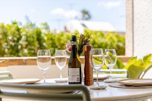 Stylish and perfectly located Bondi Beach hideaway