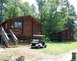 One-Bedroom Cabin room in Forest Lake Camping Resort Cabin 18