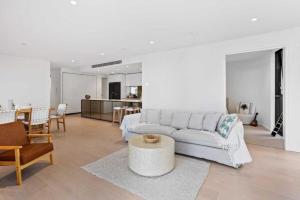 Palm Beach Luxury Apartment