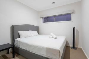 Family Home with Home Theater in Tarneit