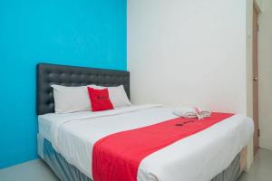RedDoorz at Mayjen Sungkono Surabaya
