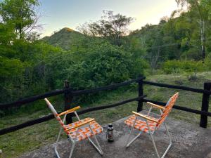 Natures Peace: Cozy Cabin for 4 Near River