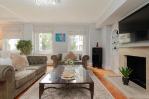 The Grande Mayfair Apartment