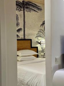 A chic apartment by Afra Paje