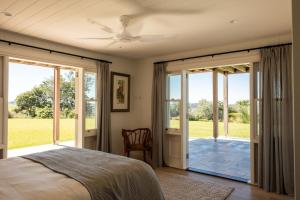 Escarpment House-28 Old Byron Bay Road, Newrybar