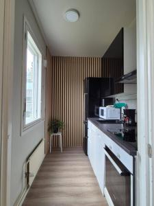 Cozy studio in Espoo & free e-parking