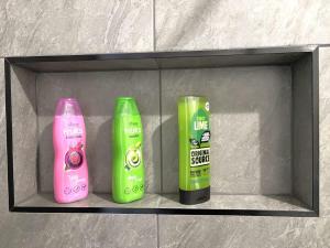 Ideal Family Home Near Parks & Donny with Garage