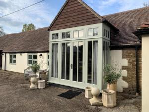 The Byre, at Cradle Barn offering a king suite