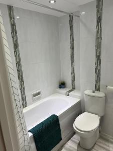 Penarth Station Renovated apartment