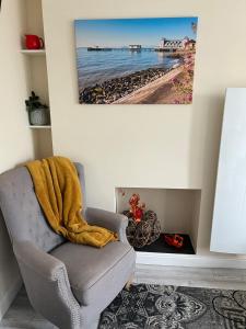 Penarth Station Renovated apartment