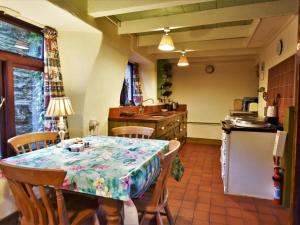 3 Bed in Polruan PC032