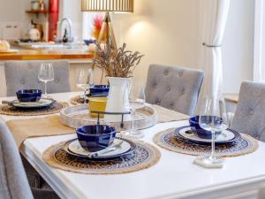 2 Bed in St Just 85610