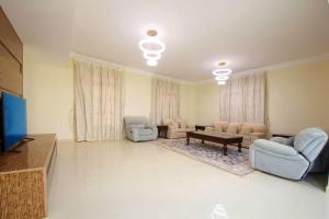 Wecation - 5BR Villa With Private Swimming Pool