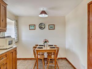 2 Bed in Bodinnick By Fowey PC066