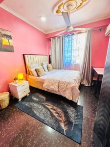 Central Beautiful & peaceful Private bedroom AC, Very fast WiFi 1