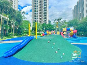 Casa Forest Modern Suites at Forest City JB