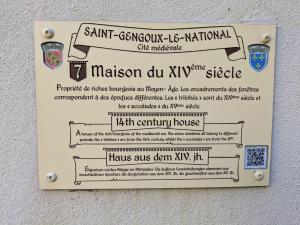 Gîte des Siècles - Maison du XIVe siècle avec Ascenseur et Cinéma