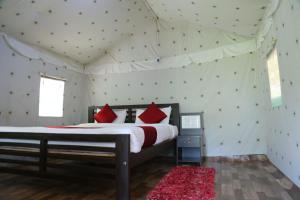 Hotel green land