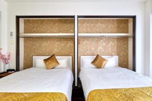 難波 - USJ 30m, Dotonbori 15m, KIX Direct, Max5 - XS08